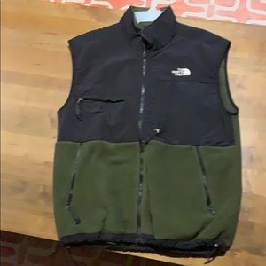 North Face men’s fleece vest